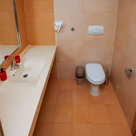 Vibe Rin Grand Apartment *